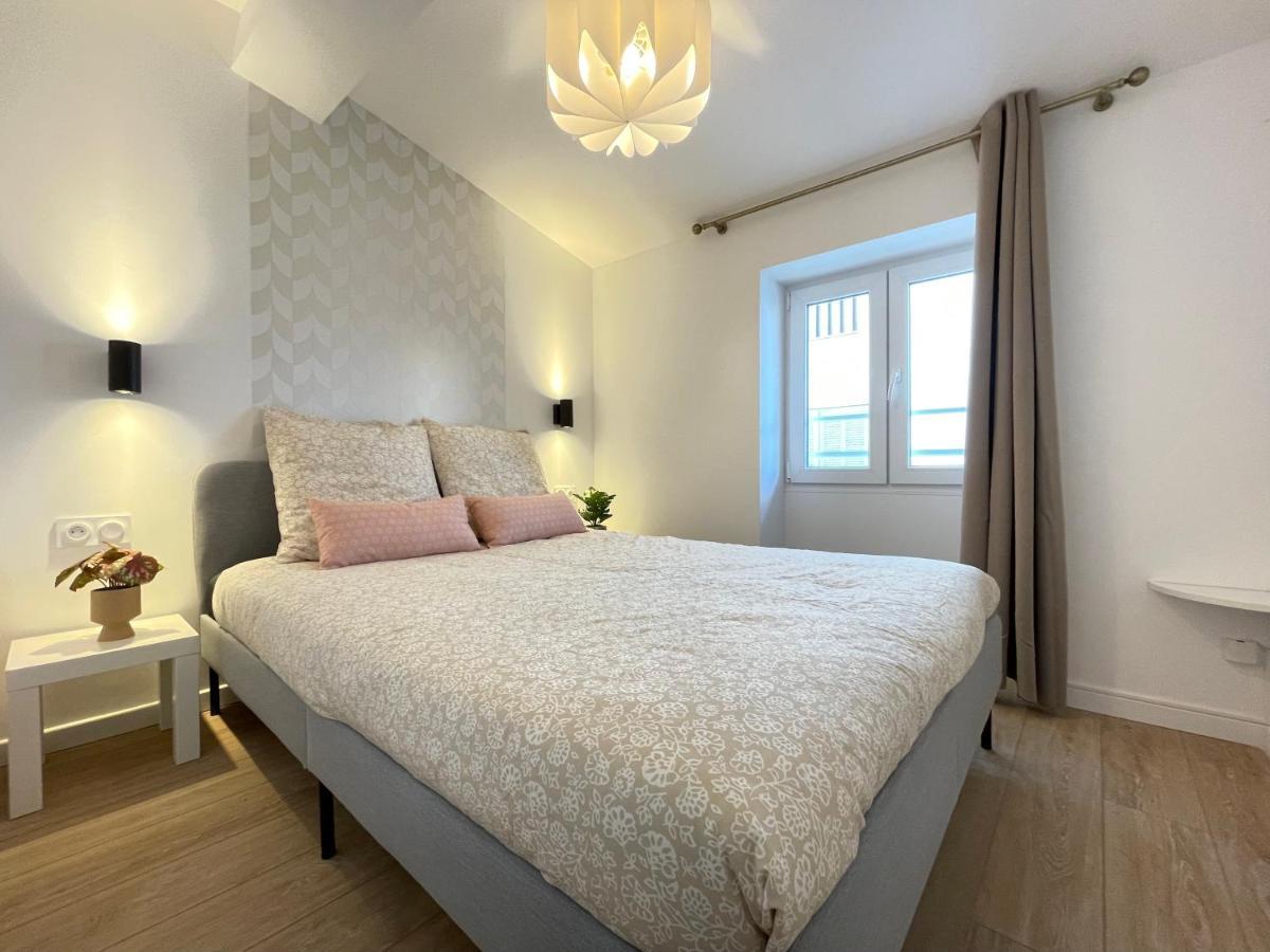 Apartment Renting - Fersen - 2 Vieil - Ac - Safranier - Big Terrace *