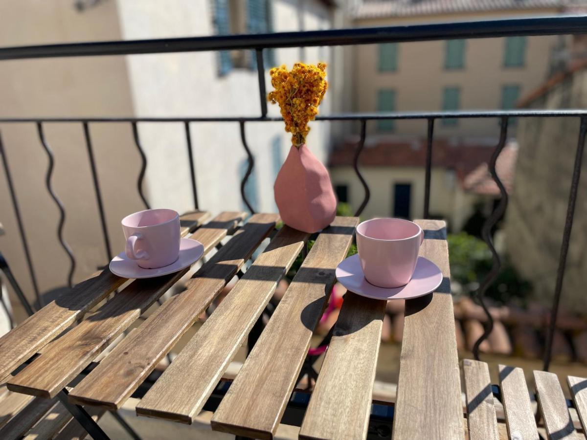 Renting - Fersen - 2 Vieil - Ac - Safranier - Big Terrace Apartment