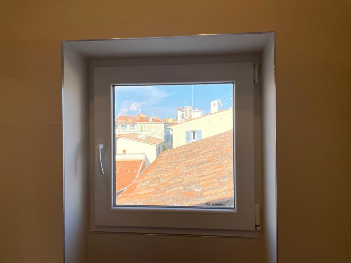 Renting - Fersen - 2 Vieil - Ac - Safranier - Big Terrace Apartment *