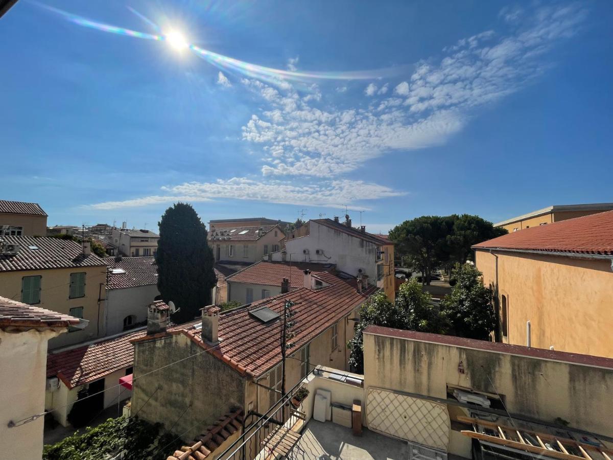 Renting - Fersen - 2 Vieil - Ac - Safranier - Big Terrace * Antibes